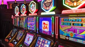 Online Slots ဂိမ်း Bonus Round ဖြင့် Free Spins ရနေသော မြင်ကွင်း
